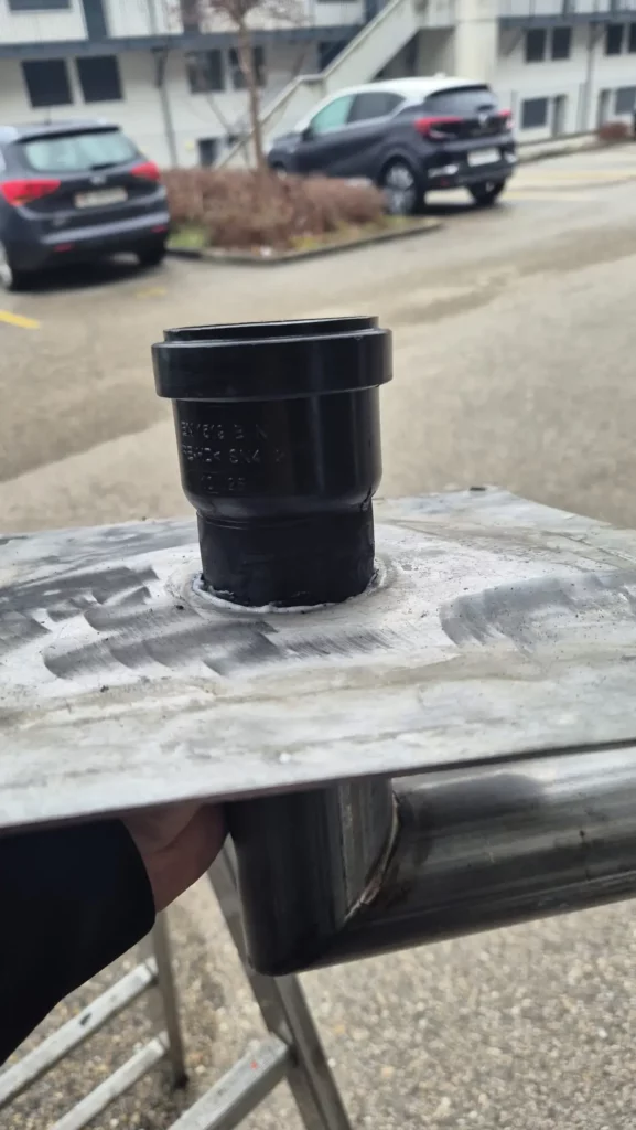 Tuyau PP équipé d'un manchon pour la réparation de la descente d'eau